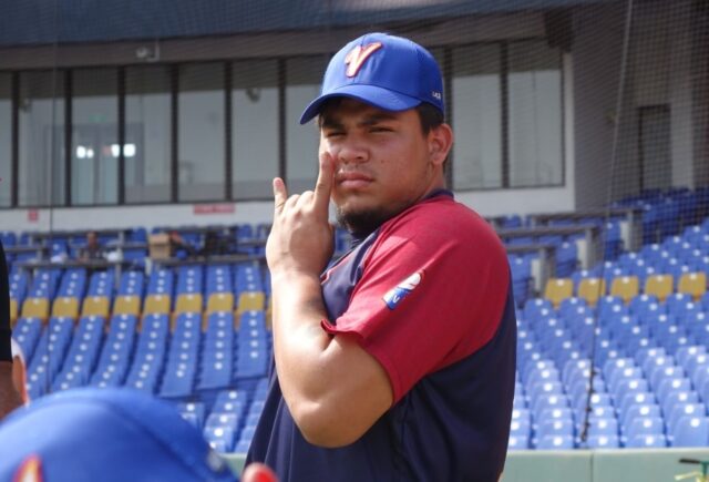 Venezuela se despidió del Premier 12 con victoria ante Puerto Rico
