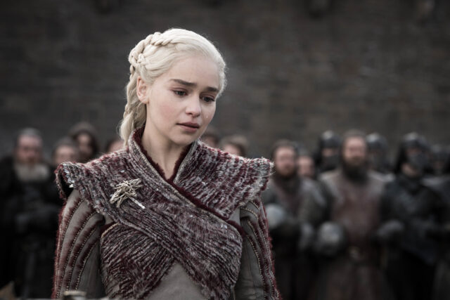 Presionaron a Emilia Clarke para que se desnudara en Game of Thrones