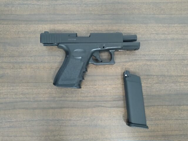 Venezolano fue detenido en España por hacer amenazas con un arma