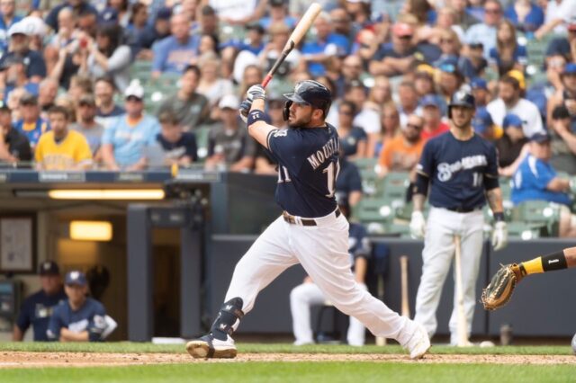 Moustakas rechazó la opción de un año con los Cerveceros de Milwaukee