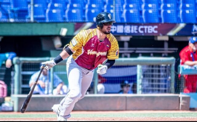 Venezuela logró vencer a Cuba en su preparación para la Premier 12
