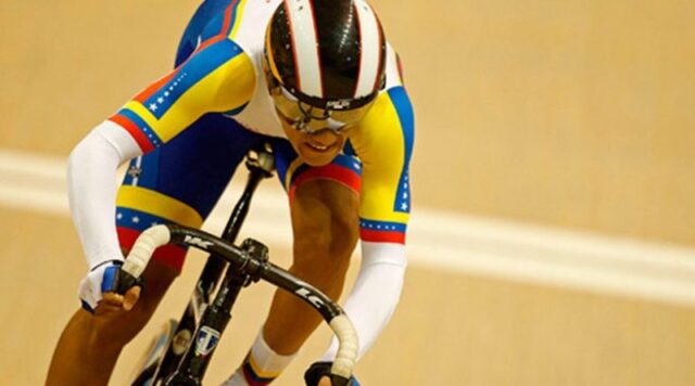 Ciclista Hersony Canelón busca puntos en Hong Kong