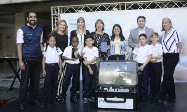 Fundación Telefónica Movistar despliega equipamiento de ProFuturo en escuelas del país