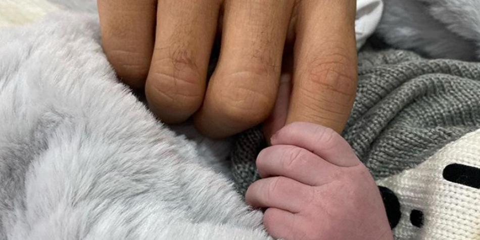 James Rodríguez no juega, pero es feliz con su nuevo hijo