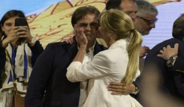 Lacalle Pou anuncia la victoria y Martínez no admite la derrota