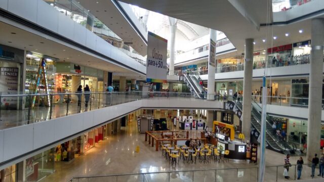 Capturada una pareja que cometía hurtos en un centro comercial en Caracas