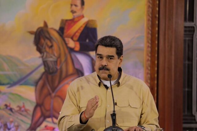 Maduro asegura que la tarjeta Valeven podrá transar en petros