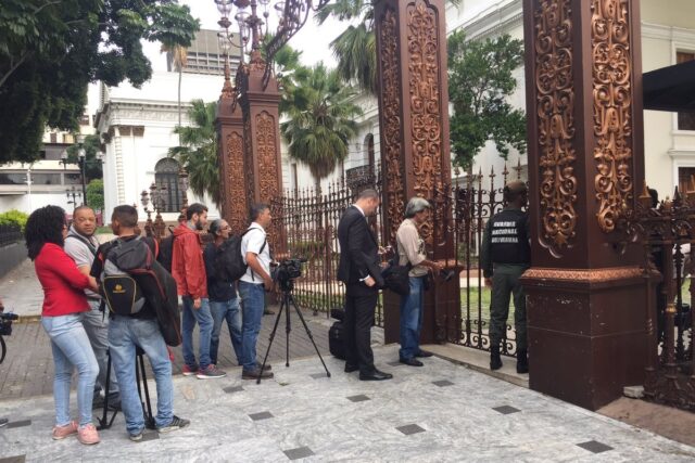 GNB incrementó las medidas de seguridad para ingresar al Palacio Federal Legislativo