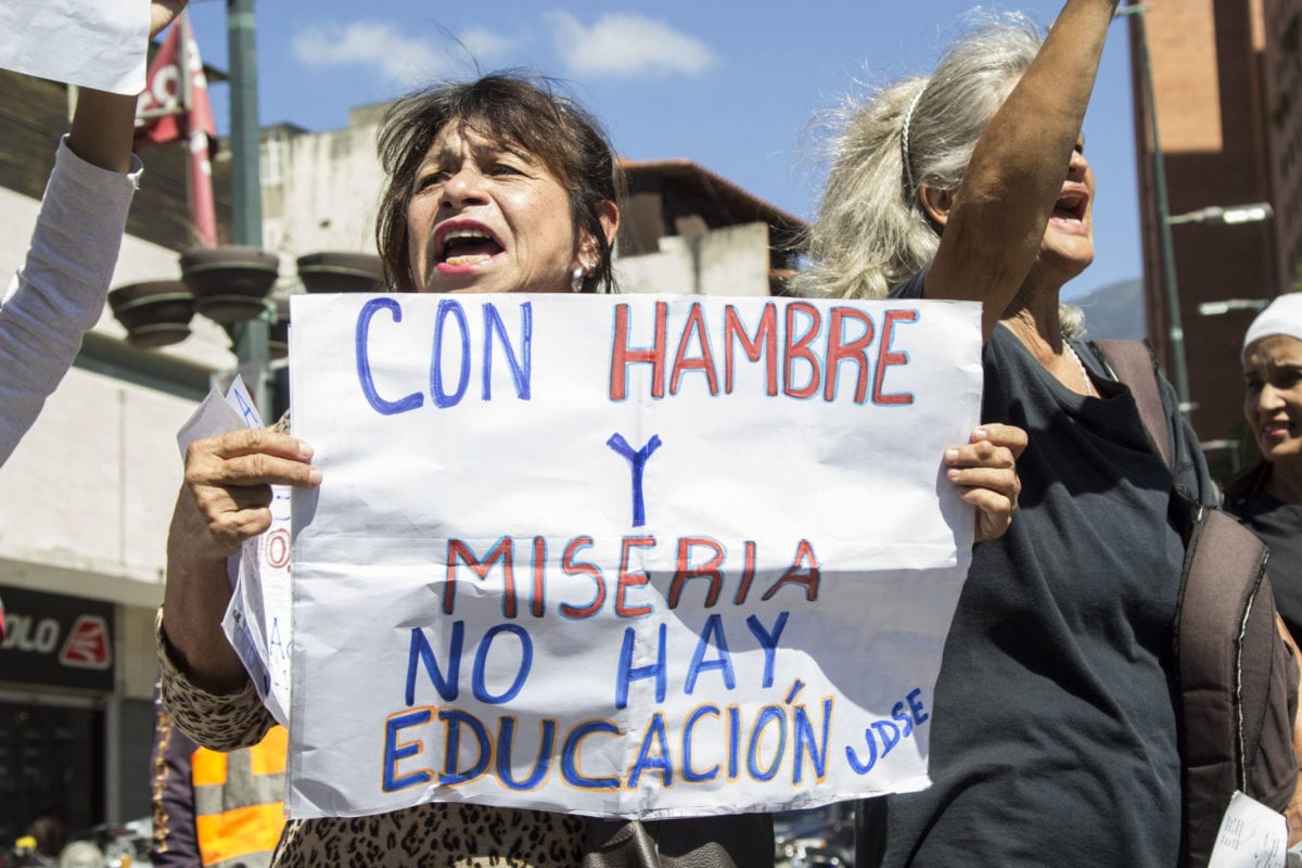 Maestros seguirán protestando si el régimen no cumple