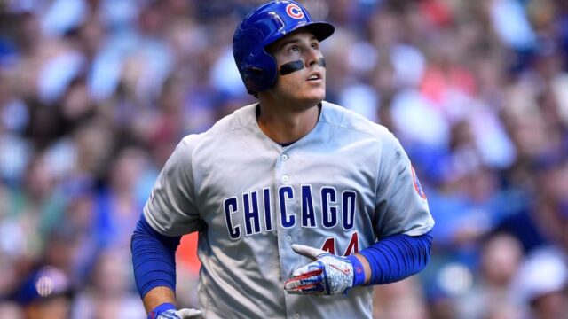 Anthony Rizzo será un Cachorro por una temporada más