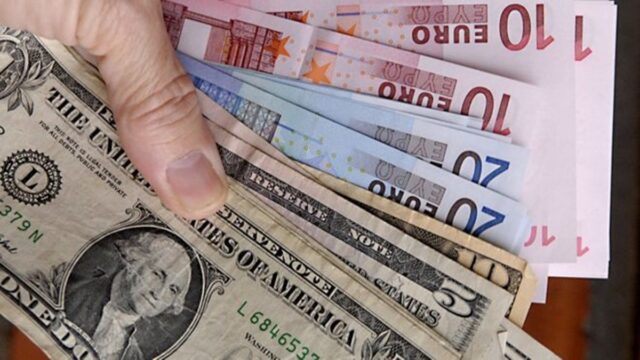 Por qué se ha empezado a usar el euro en Venezuela