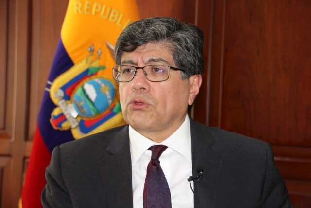 Ecuador dará apoyo a Almagro porque representa más su visión y planteamiento