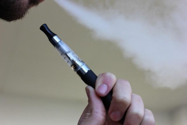Apple eliminó de la App Store las aplicaciones relacionadas con el vapeo