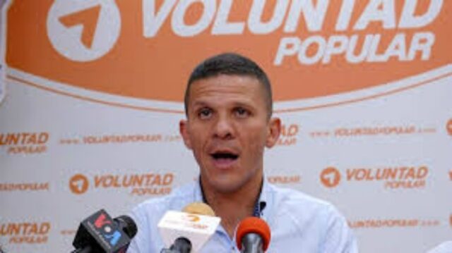Gilber Caro: Dentro del chavismo hay gente que está más presa que nosotros