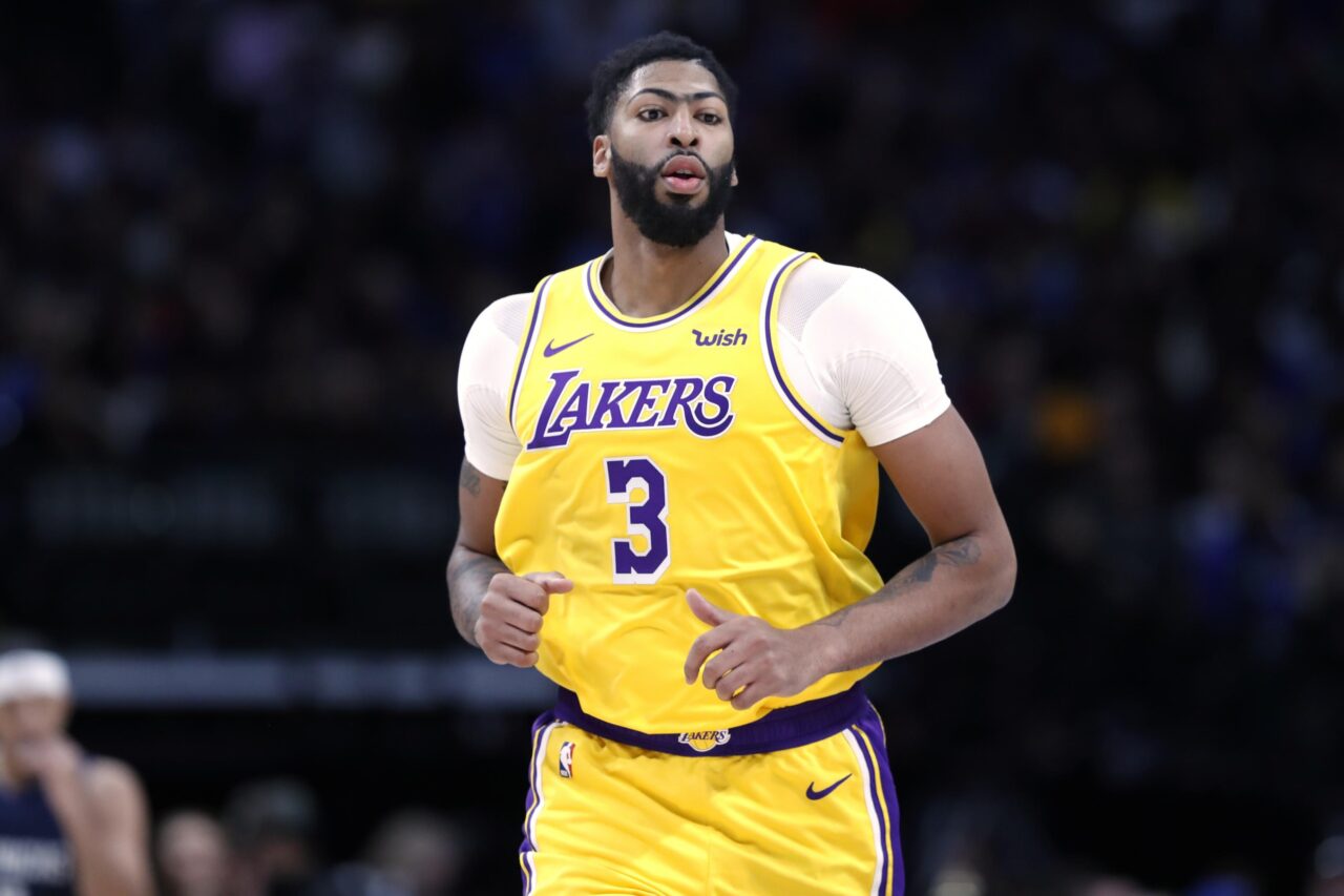 Davis Lakers -AFP