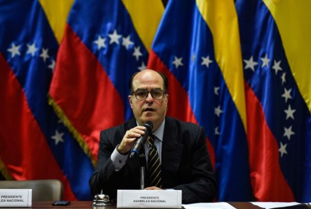 Borges instó a los venezolanos a inspirarse en Bolivia para lograr la libertad