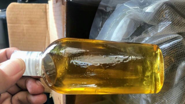 Cocaína líquida: el nuevo método de narcotráfico denunciado por Saab