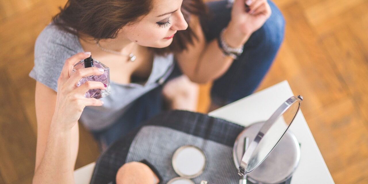 Ocho trucos simples para que el perfume dure más