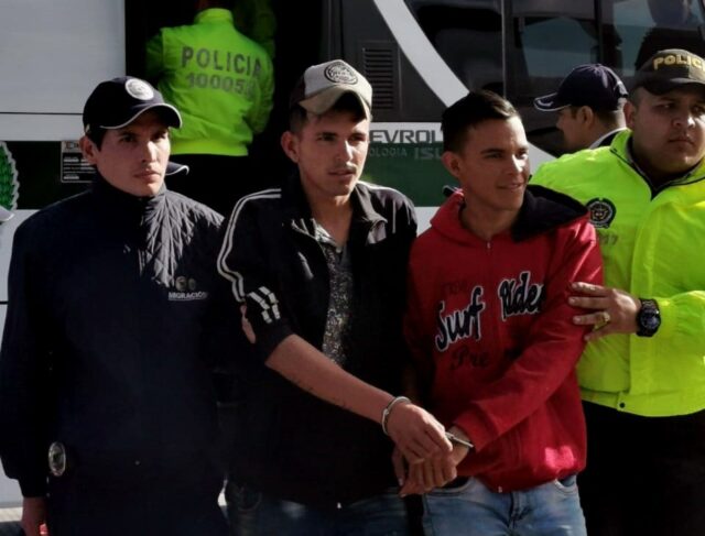 Tras expulsión de 59 venezolanos en Colombia, piden evitar ola de xenofobia