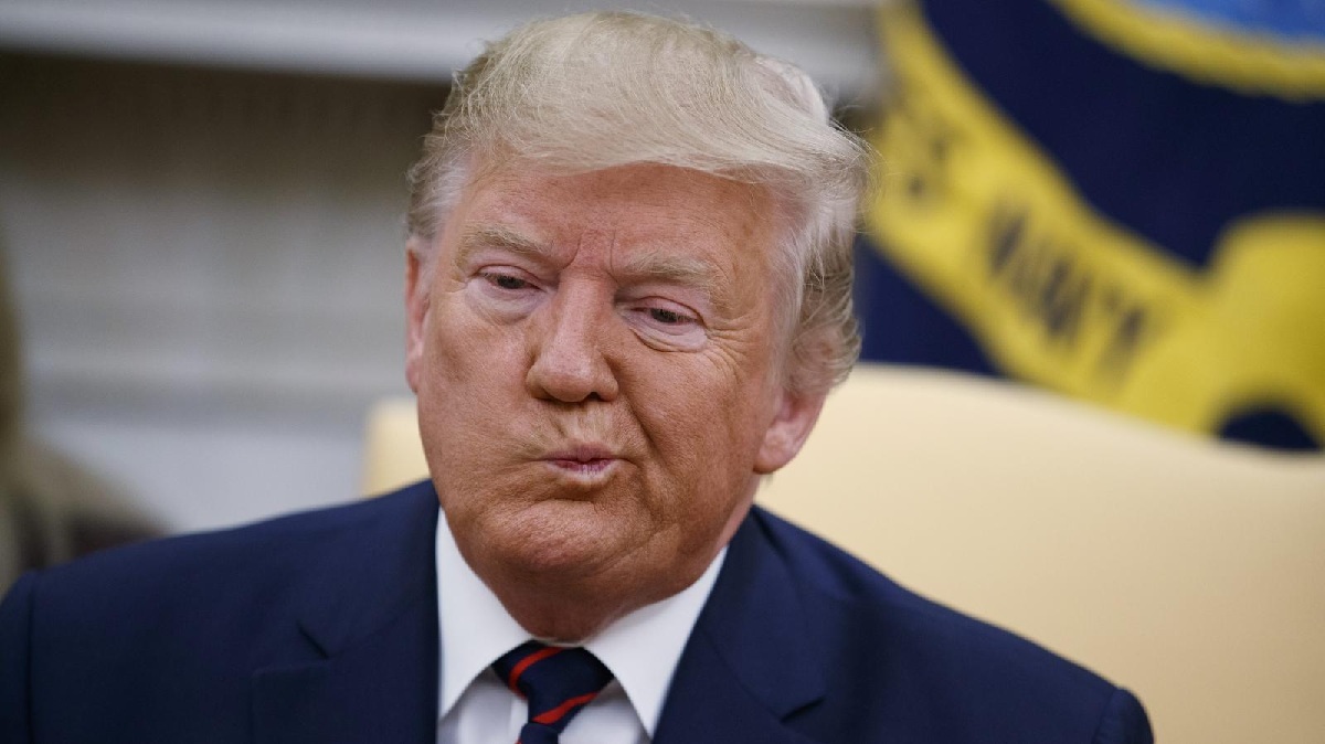Bloomberg llama a derrota de Trump en nuevo paso hacia la carrera electoral 2020
