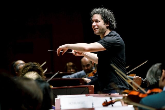 Dudamel dirigirá tres conciertos en Roma con la Orquesta de Santa Cecilia