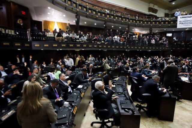 Luis Stefanelli ofreció nuevos datos sobre la manera en que el régimen pretende comprar diputados opositores