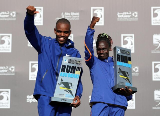 Reuben Kiprop Kypiego, de liebre a ganar el maratón de Abu Dabi