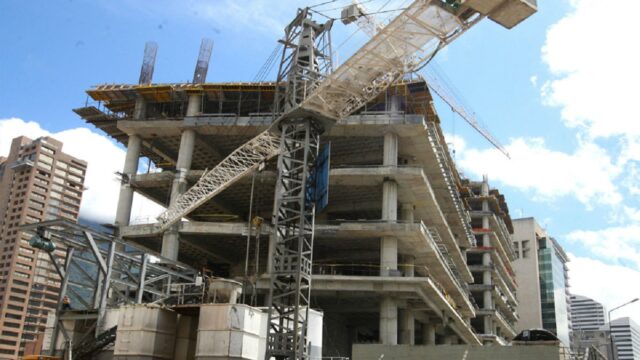 El sector construcción está paralizado en 98%