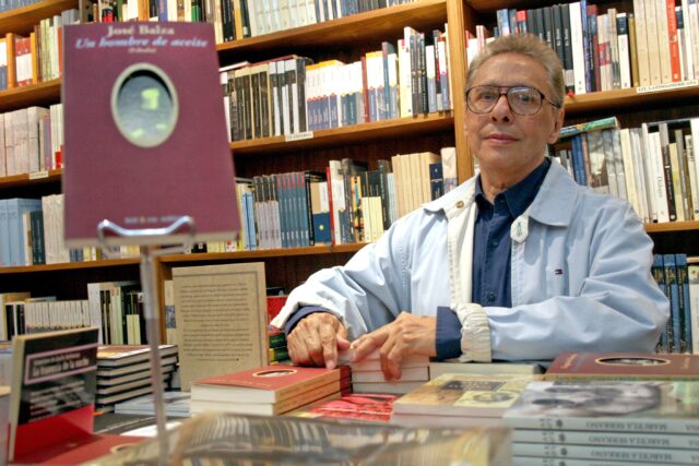 El oficio más secreto de Balza: la (no) traducción