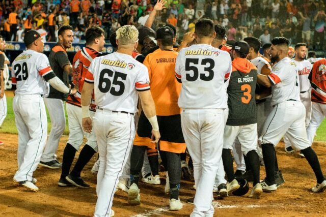 Zulia se convirtió en el primer equipo clasificado de la LVBP