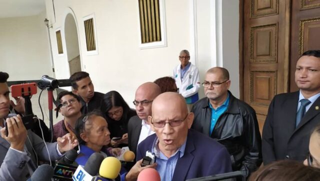 Adolfo Superlano: Nos acusan porque dijimos que no vamos a reelegir a Guaidó
