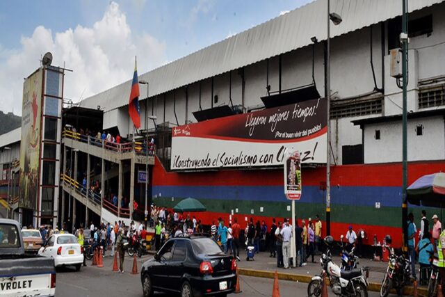Apagones en el Terminal de La Bandera afectaron venta de boletos este sábado