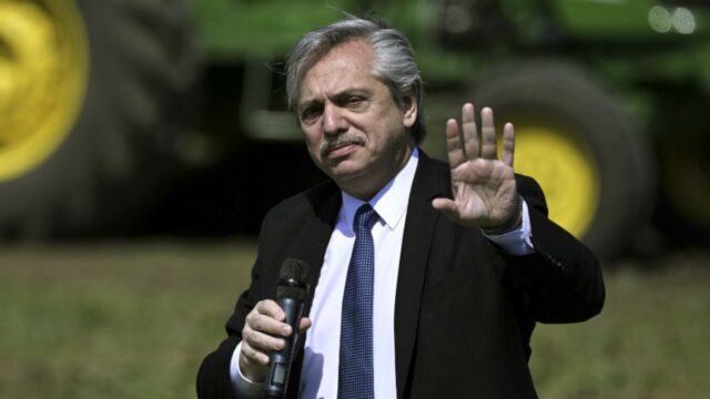 Gobierno de Argentina aumentó impuestos a exportaciones agropecuarias