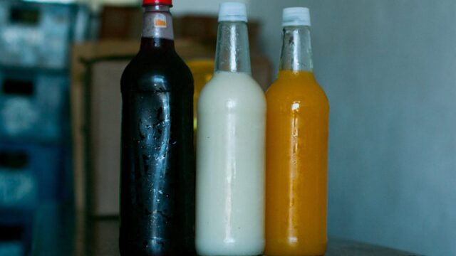 Sanidad instó a no ingerir bebidas alcohólicas sin registro sanitario