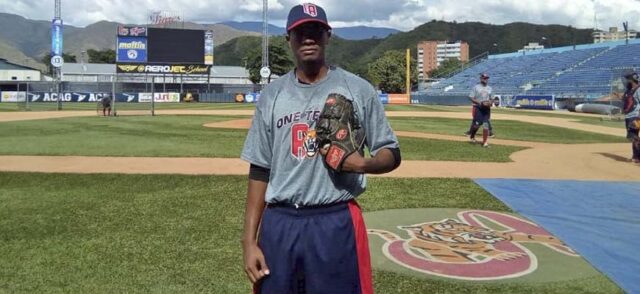 Tigres incorpora a Johendí Jiminian a rotación de la quinta semana