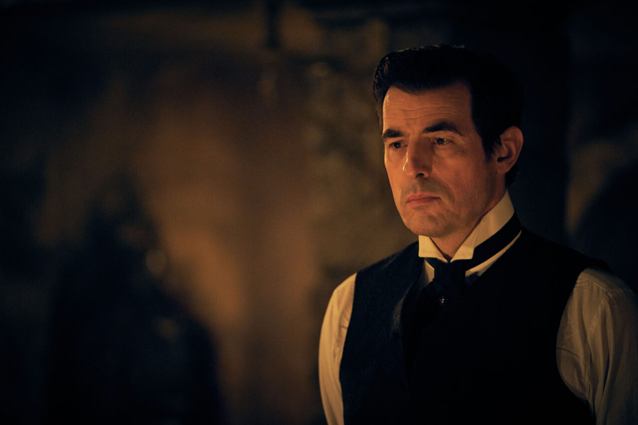 Estrenan el tráiler final de la miniserie Drácula