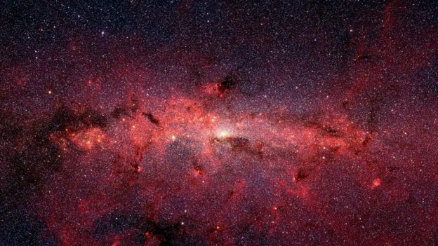 La NASA termina con éxito desdoblamiento total del telescopio James Webb