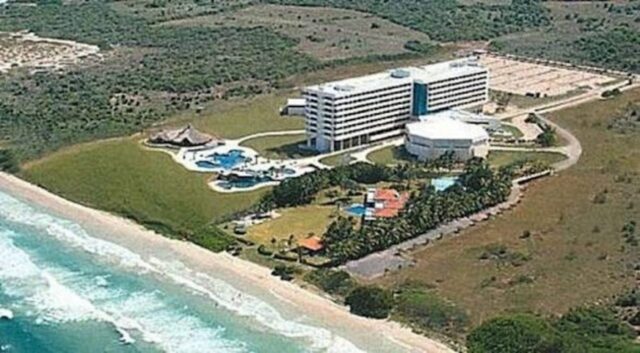 Incendio arrasó con parte de las instalaciones del hotel Perlamar en Margarita