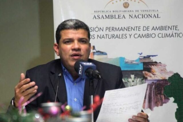Este es el audio de la entrevista que el diputado Luis Parra le ofreció al periodista de Armando.Info