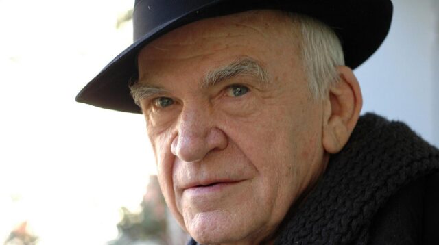 El escritor Milan Kundera recuperó la nacionalidad checa