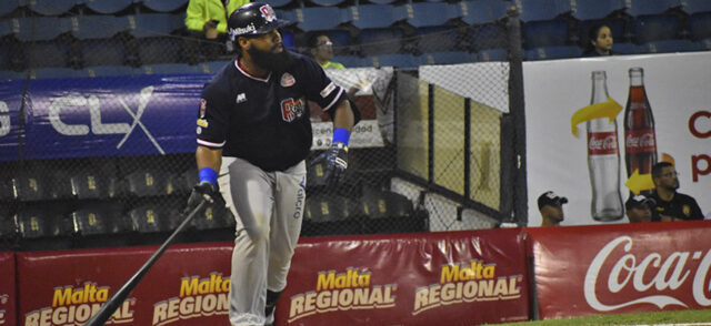 Tigres apabulló a Leones en el estadio Universitario