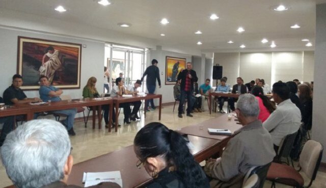 Proponen el petro como medio para reactivar el comercio en Táchira