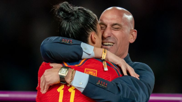Luis Rubiales es inhabilitado tres años por beso sin consentimiento a Jenni Hermoso