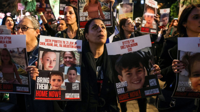Hamás anuncia el retraso de la entrega de rehenes por violaciones del acuerdo por Israel