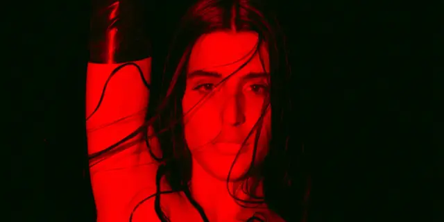 Propulsiva, lasciva, diferente: Arca, la artista del presente y del futuro