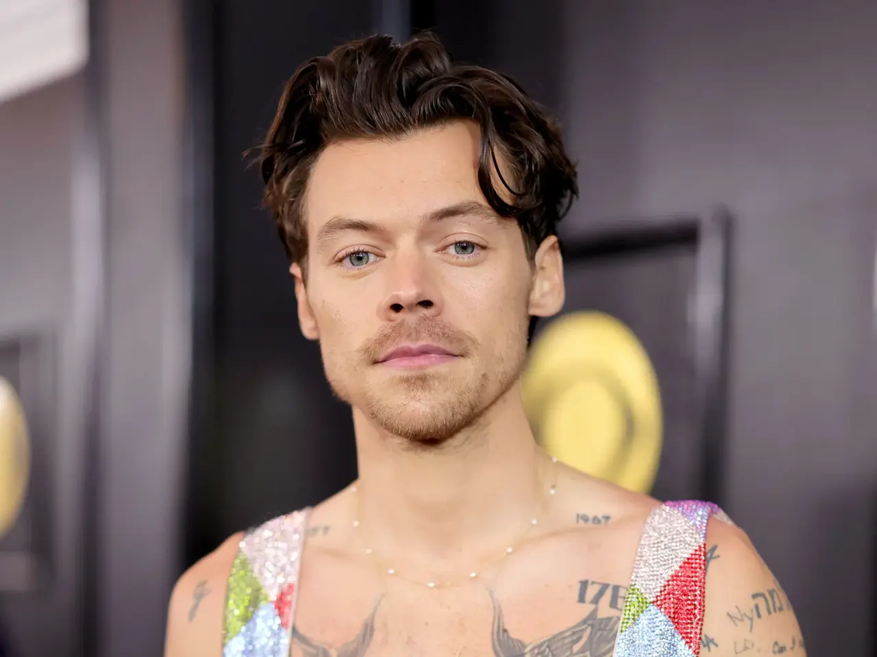 HARRY STYLES BUZZCUT 101123 GettyImages-1463255020_L