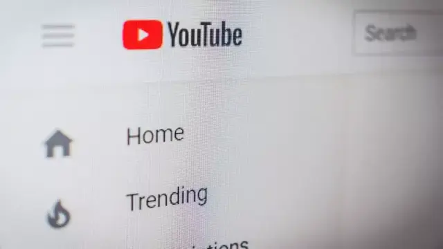 YouTube introduce modo de 'solo lectura' de comentarios en cuentas supervisadas de menores