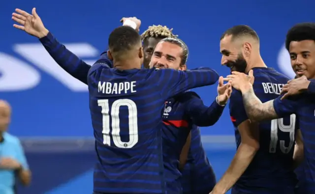 Francia gana por la mínima a Bélgica y aguarda a Portugal en cuartos de la Eurocopa