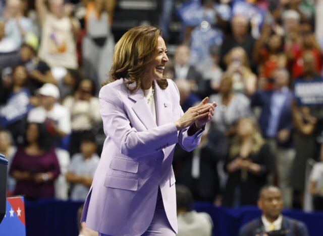 Kamala Harris es portada de Time: ¿qué dice la revista de la demócrata?
