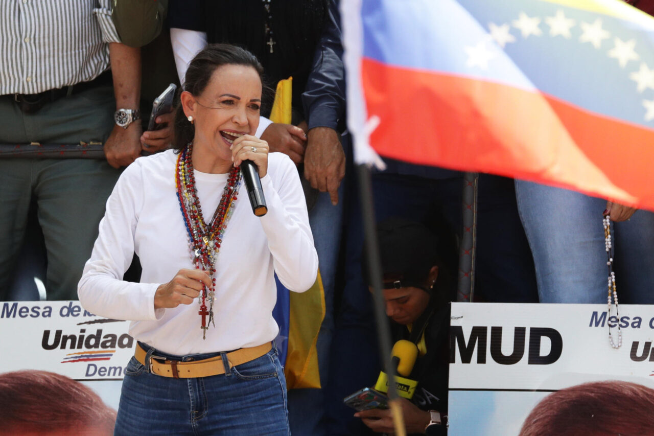 María Corina Machado aboga por una lucha "pacífica" y con "fuerza" por la verdad